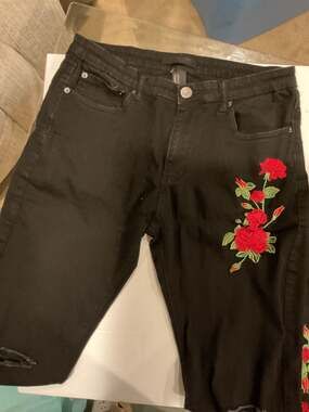 Forever 21 Black Skinny Denim Jeans with Red Rose Floral Embroidery